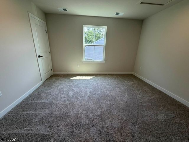 40 Thomas Knoll Blvd, Mansfield Twp., NJ 07865