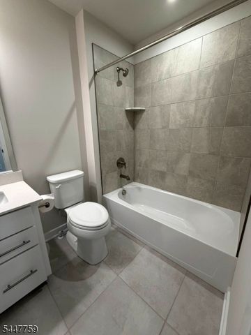 40 Thomas Knoll Blvd, Mansfield Twp., NJ 07865