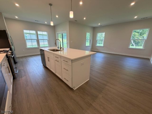 40 Thomas Knoll Blvd, Mansfield Twp., NJ 07865