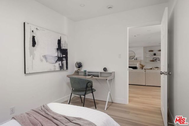 1413 Allenford Avenue, Los Angeles, CA 90049