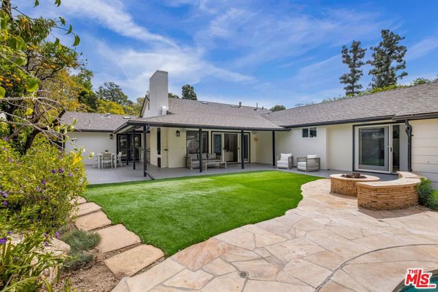 1413 Allenford Avenue, Los Angeles, CA 90049