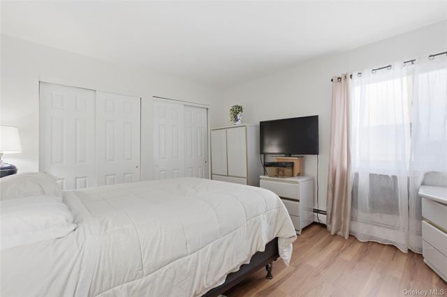 40 Mercury Avenue, East Patchogue, NY 11772