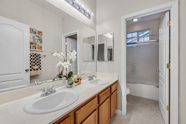 2671 Spindrift Cir, Hayward, CA 94545