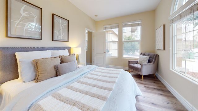 2671 Spindrift Cir, Hayward, CA 94545