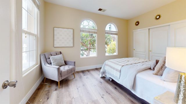 2671 Spindrift Cir, Hayward, CA 94545