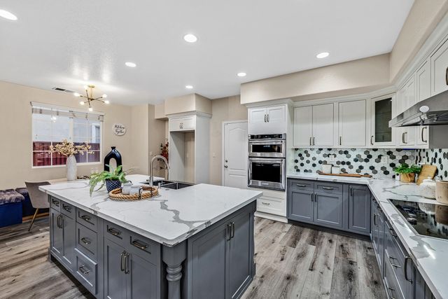 2671 Spindrift Cir, Hayward, CA 94545