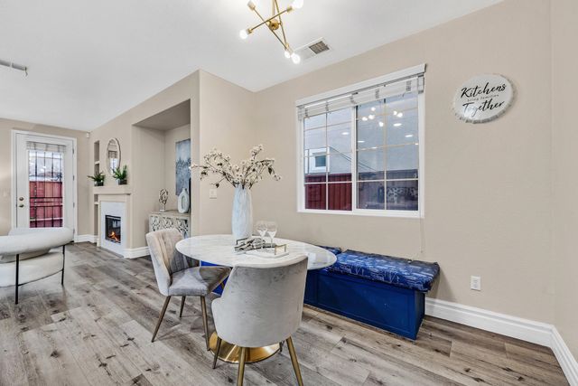 2671 Spindrift Cir, Hayward, CA 94545