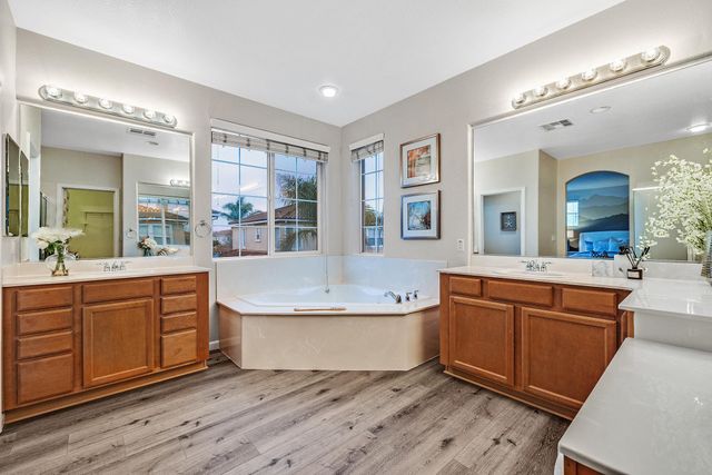 2671 Spindrift Cir, Hayward, CA 94545