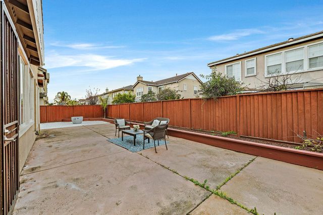 2671 Spindrift Cir, Hayward, CA 94545