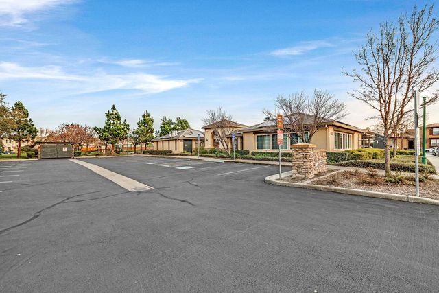 2671 Spindrift Cir, Hayward, CA 94545