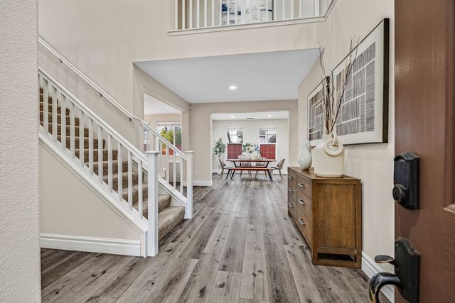 2671 Spindrift Cir, Hayward, CA 94545