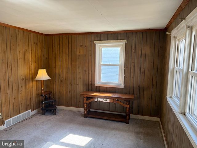 855 OLD TAXVILLE RD, York, PA 17404