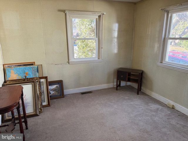 855 OLD TAXVILLE RD, York, PA 17404