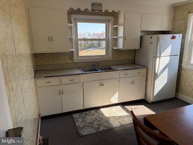 855 OLD TAXVILLE RD, York, PA 17404