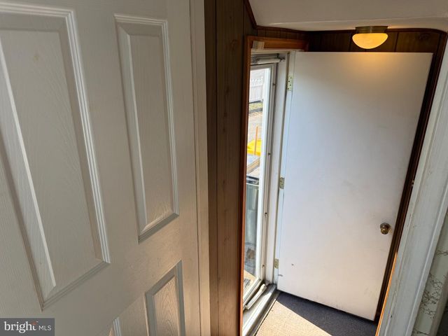 855 OLD TAXVILLE RD, York, PA 17404