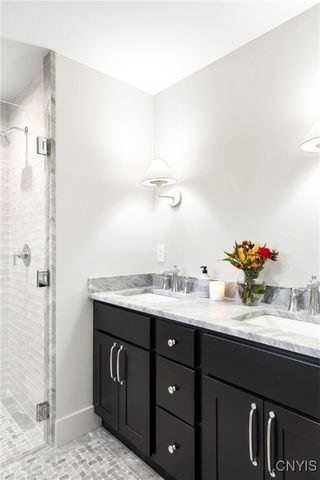 2010 West Lake Road, Skaneateles, NY 13152