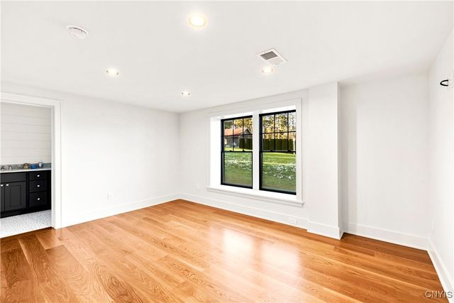 2010 West Lake Road, Skaneateles, NY 13152