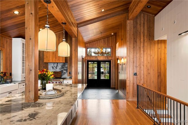 2010 West Lake Road, Skaneateles, NY 13152