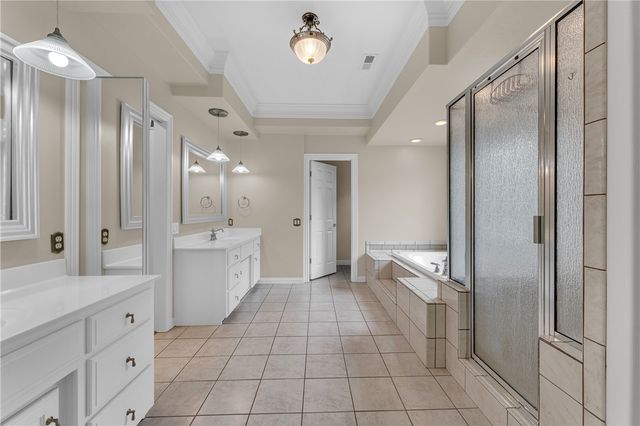 2490 N Middleton Way, Fayetteville, AR 72703