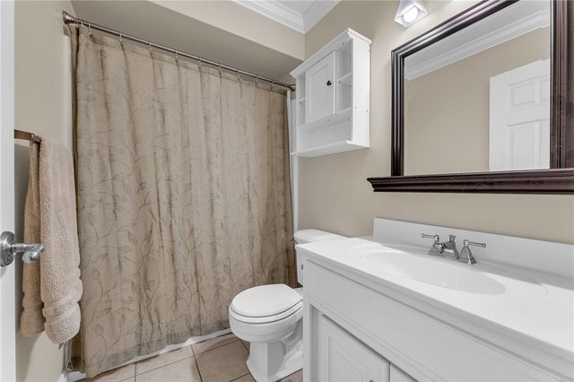 2490 N Middleton Way, Fayetteville, AR 72703