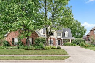 2490 N Middleton Way, Fayetteville, AR 72703