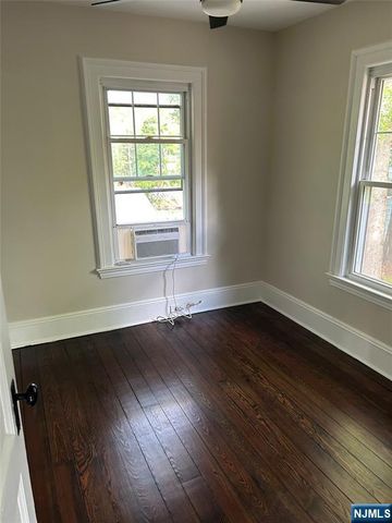 126 Grant Avenue, Cresskill, NJ 07626