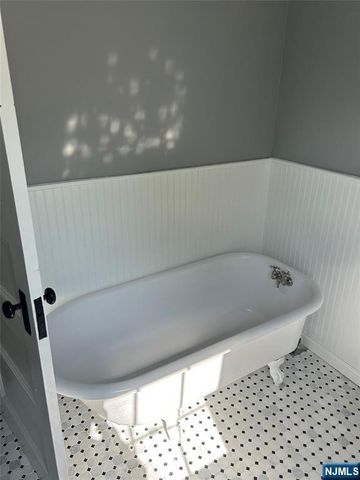126 Grant Avenue, Cresskill, NJ 07626
