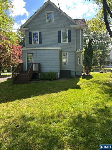 126 Grant Avenue, Cresskill, NJ 07626