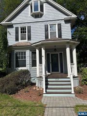 126 Grant Avenue, Cresskill, NJ 07626