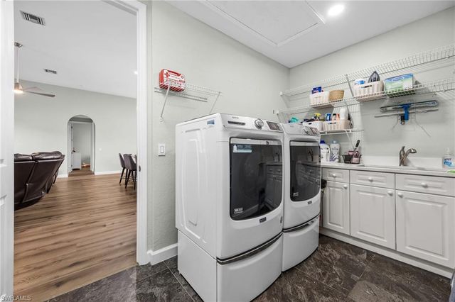2526 Miracle PKWY, Cape Coral, FL 33914