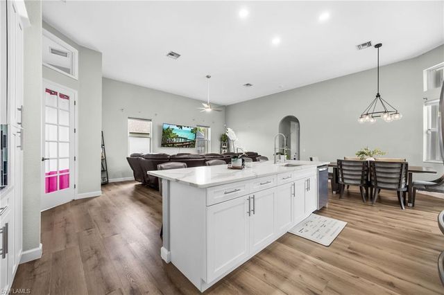 2526 Miracle PKWY, Cape Coral, FL 33914