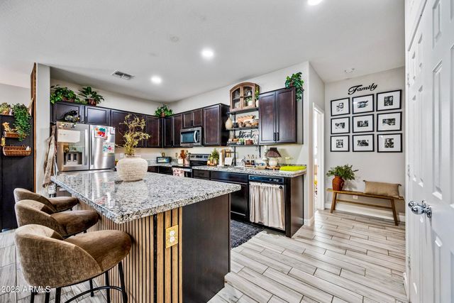 10437 W CORDES Road, Tolleson, AZ 85353