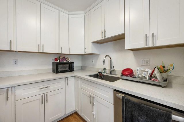766 Arnold Way, Half Moon Bay, CA 94019