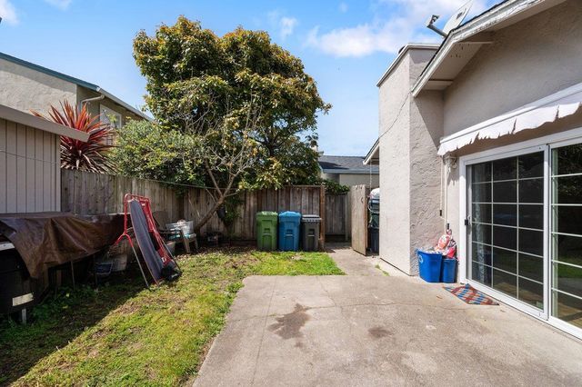 766 Arnold Way, Half Moon Bay, CA 94019