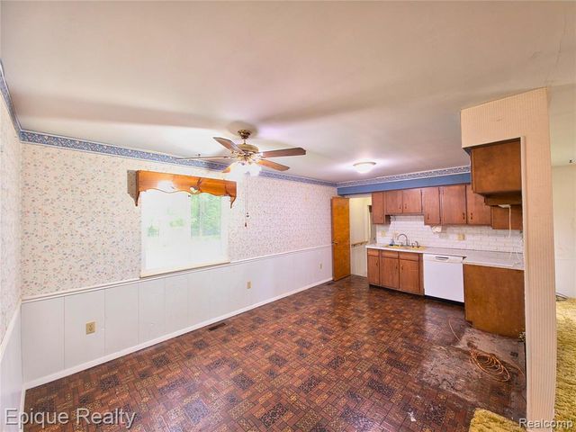 11179 Langdon Drive, Clio, MI 48420