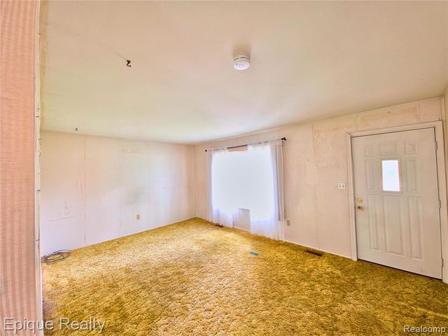11179 Langdon Drive, Clio, MI 48420