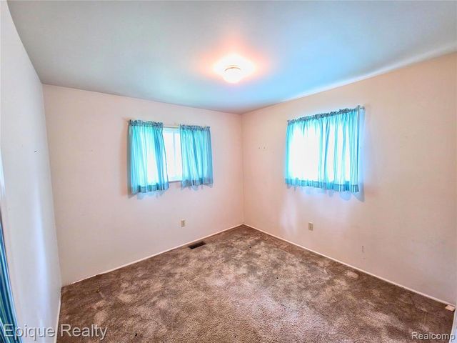 11179 Langdon Drive, Clio, MI 48420