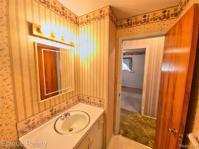 11179 Langdon Drive, Clio, MI 48420