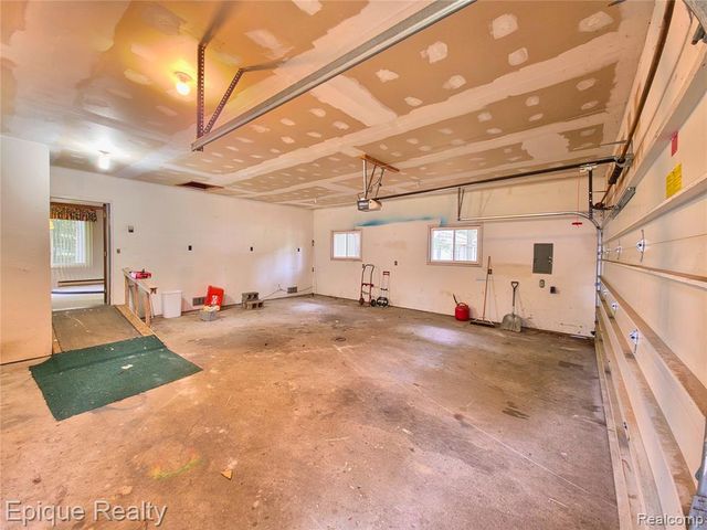 11179 Langdon Drive, Clio, MI 48420