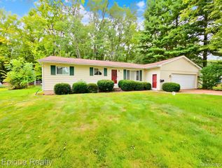 11179 Langdon Drive, Clio, MI 48420