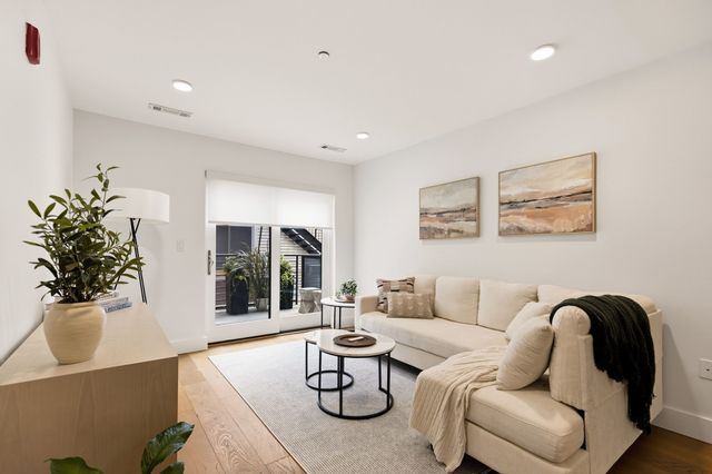 250 Meridian Street 209, Boston, MA 02128