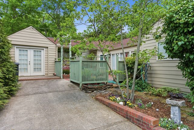 116 Bellevue Dr, S, Nashville, TN 37205