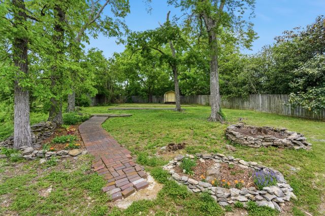 116 Bellevue Dr, S, Nashville, TN 37205