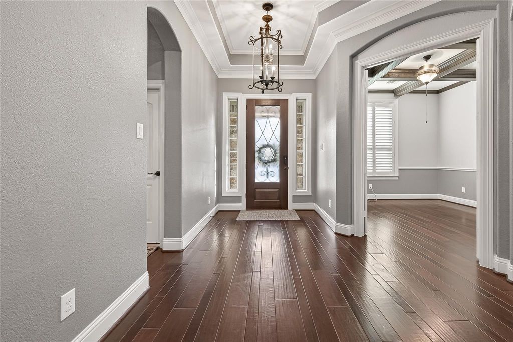 Image 11 of property listing at 17306 Kilmahew Place, Richmond, TX 77407