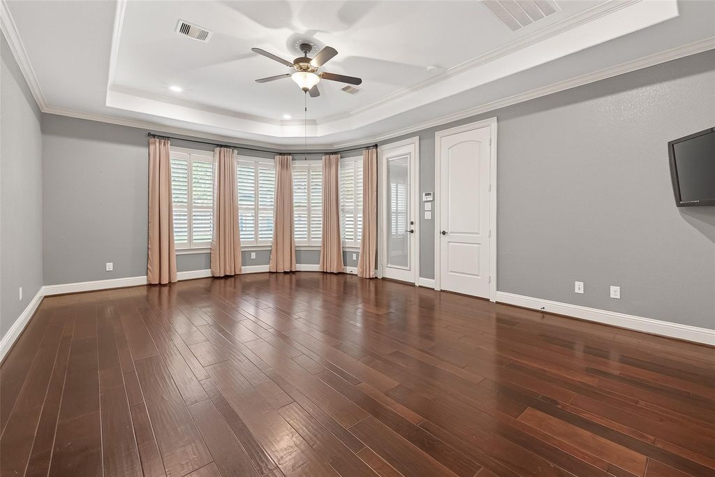 Image 27 of property listing at 17306 Kilmahew Place, Richmond, TX 77407