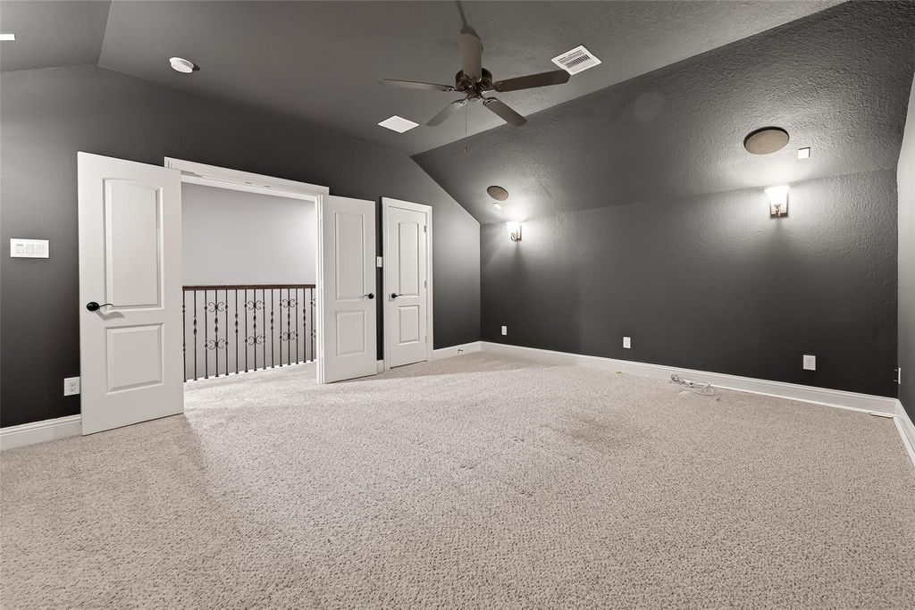 Image 38 of property listing at 17306 Kilmahew Place, Richmond, TX 77407