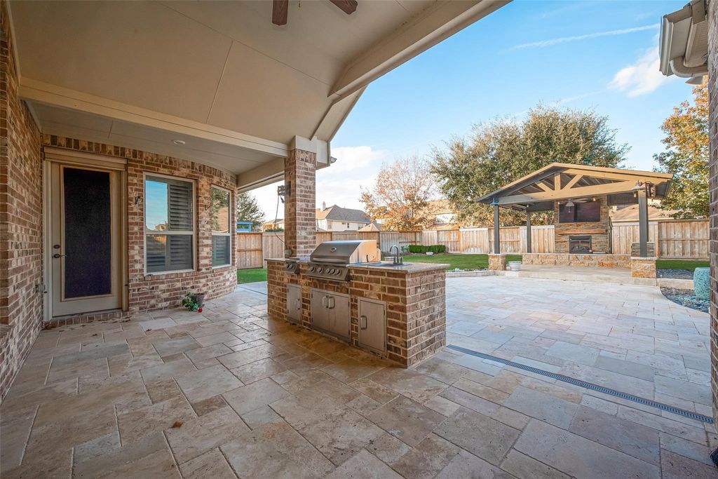 Image 43 of property listing at 17306 Kilmahew Place, Richmond, TX 77407