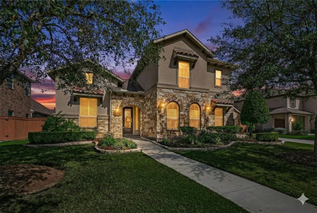 Image 6 of property listing at 17306 Kilmahew Place, Richmond, TX 77407