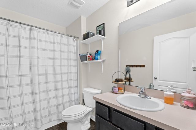 6421 BUCKING BRONCO Drive, Jacksonville, FL 32234