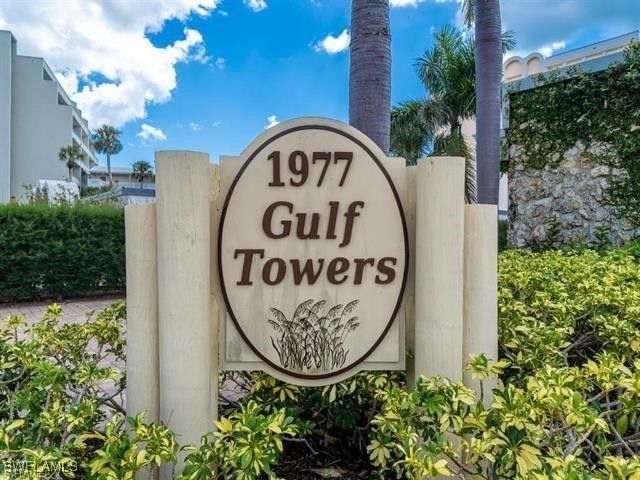 1977 Gulf Shore BLVD N 205, Naples, FL 34102